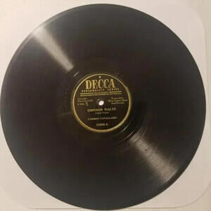 3/$25 Carmen Cavallaro 78 RPM Southern Roses / Emperor Waltz Decca 23888